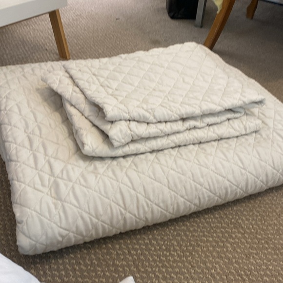 Quilt Set - Picture 5 of 5